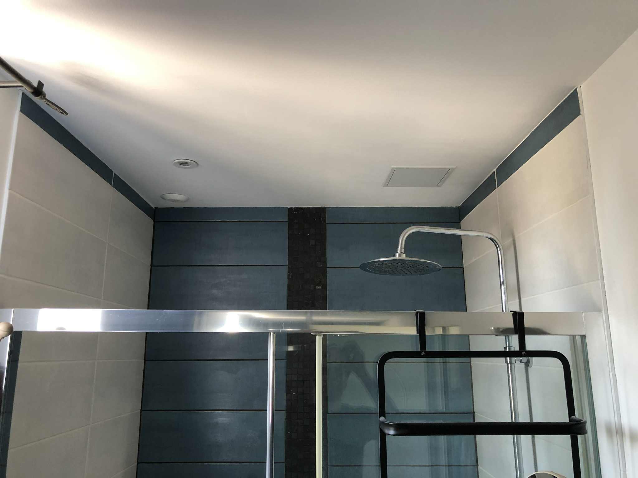 Rénovation salle de bain à Niort par Jean Répare